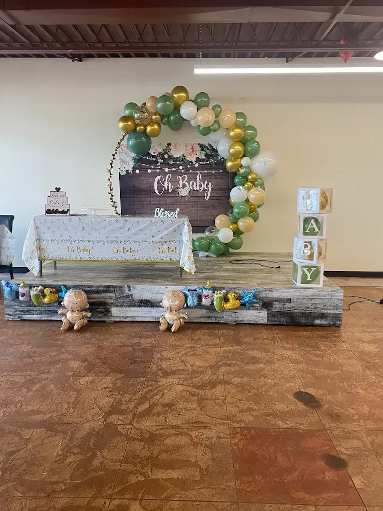 Décor Setup